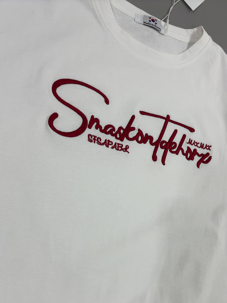 White t shirt